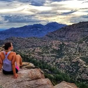 Meet your Posher, Cassi